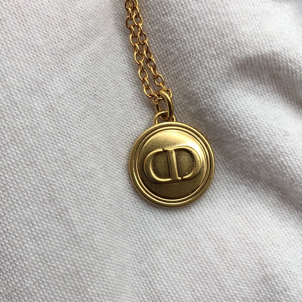 Dior Necklace - Picture 2 of 7